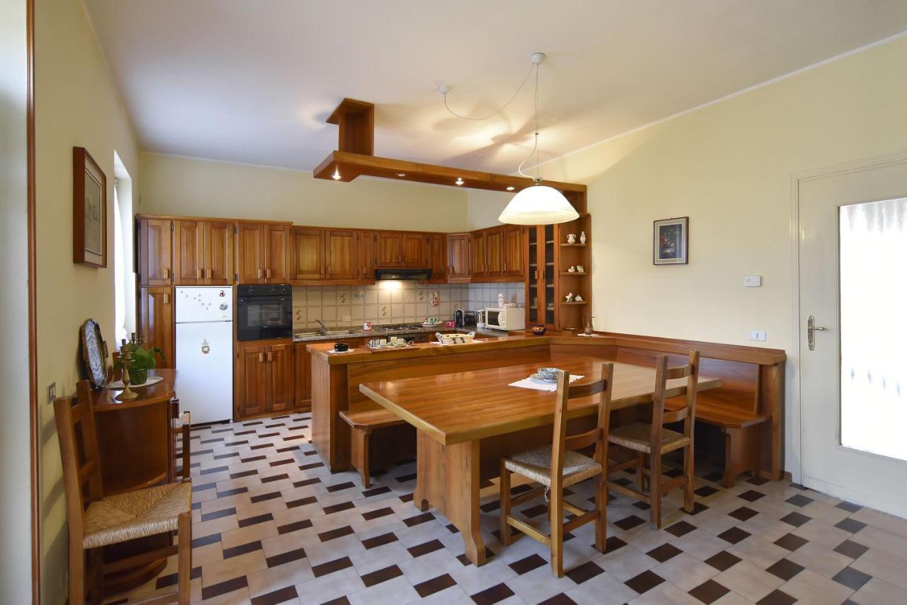 Casa Nonna Rina Villa Monzambano Buitenkant foto